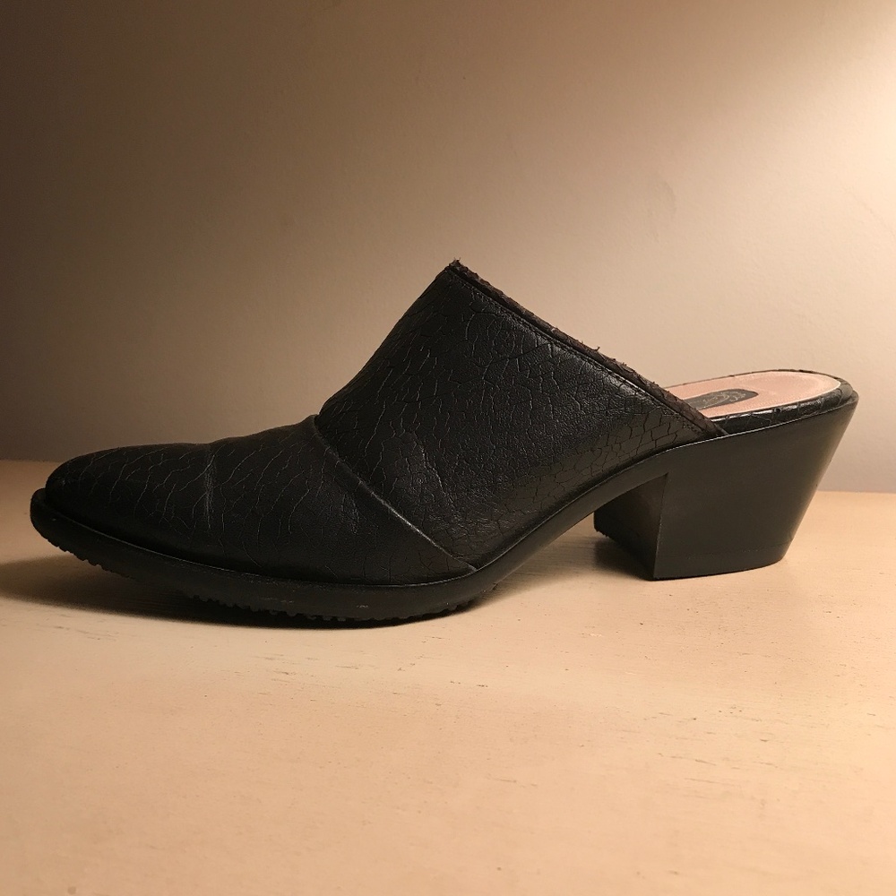 SALPY HAND CRAFTED DALLAS MULES - Picture 13 of 13